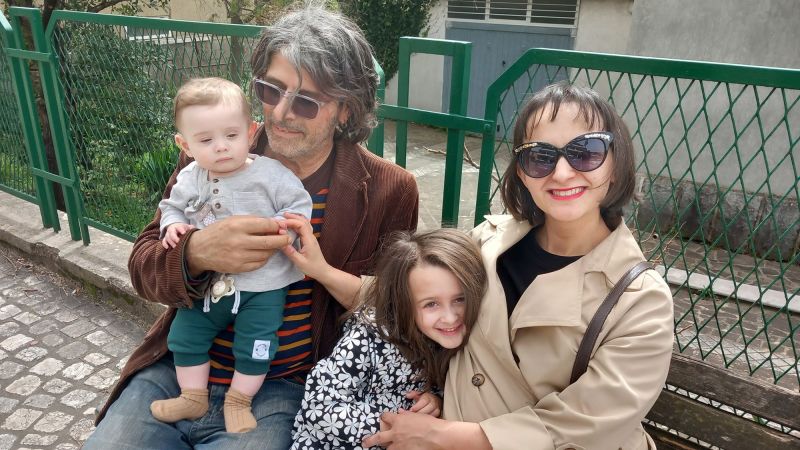 New York became “too crazy” so she moved to an Italian village, met her husband and started a family