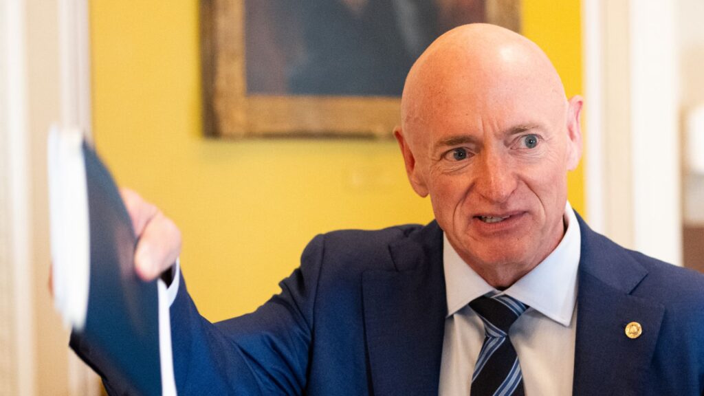 Kerry: “President Trump should participate in negotiations”