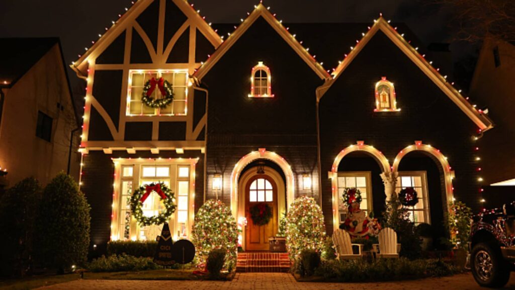 Are you decorating your house for Christmas? Holiday items are running out of stock