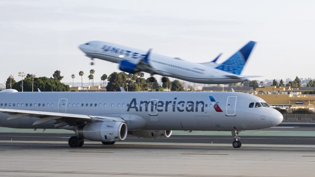 American Airlines lags behind luxury travel, falling behind Delta Air Lines and United Airlines