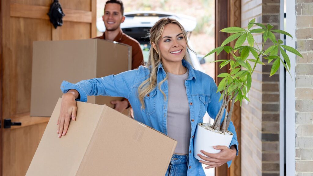 Top 10 states Americans most want to move to, according to moveBuddha