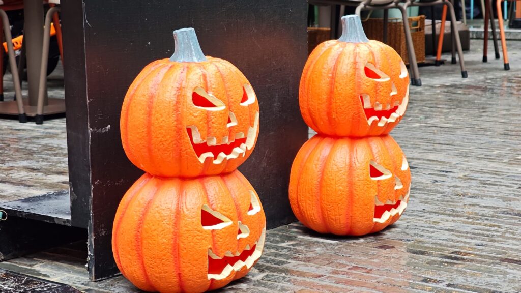 Will there be trick-or-treating at the Halloween market this year?