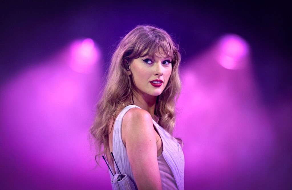 Taylor Swift fans accuse Singer of using AI in Google Scavenger Hunt videos