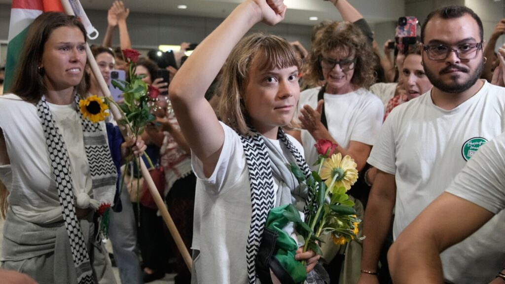Greta Samberg among the activists of the fleet deported from Israel as others remain in custody