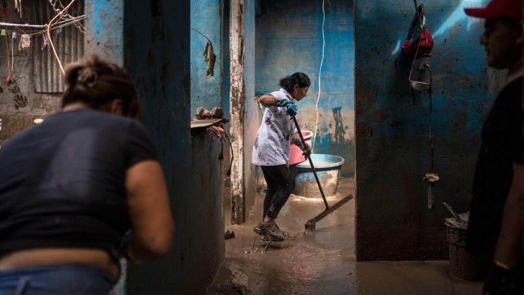 Death toll rises to 64 due to heavy rains in Mexico