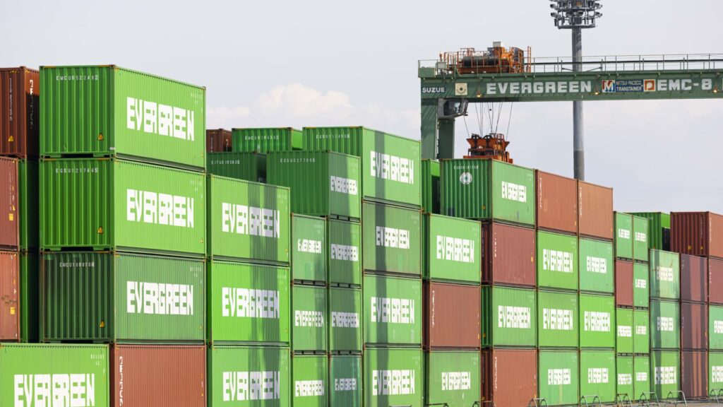 Japan’s October exports far exceeded expectations of strong growth in shipments to Asia and Europe