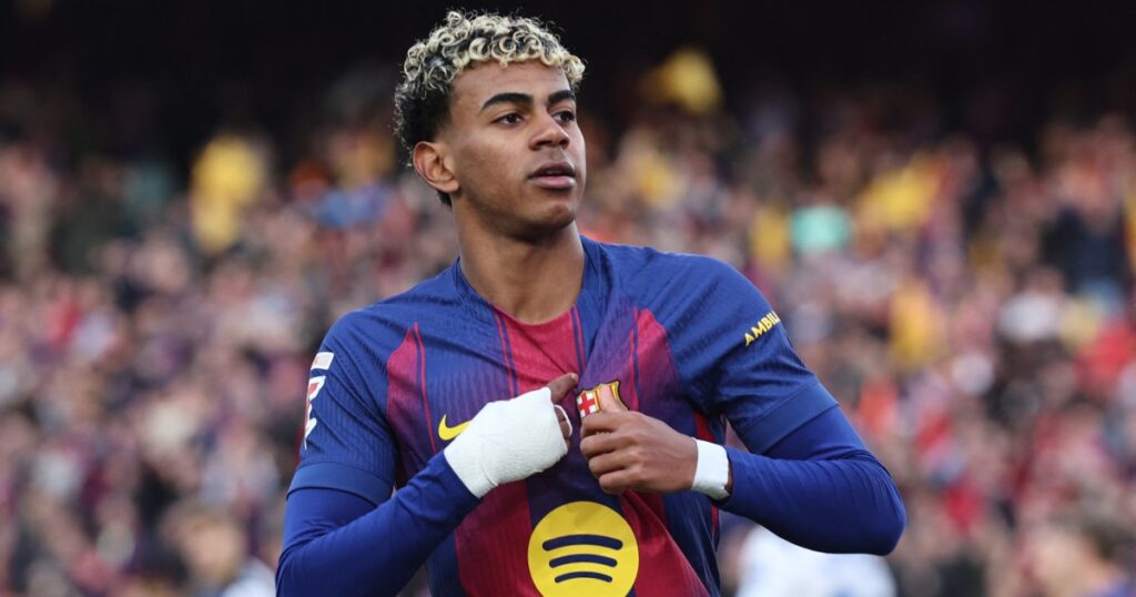 Yamal and Olmo score goals as Barcelona beat Alaves | Soccer News