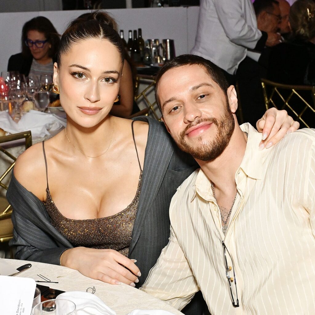 Pete Davidson posts on Instagram with pregnant Elsie Hewitt