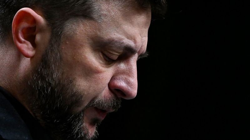 Analysis: Ukrainian President Zelenskiy faces a dire choice: bad deal or no deal