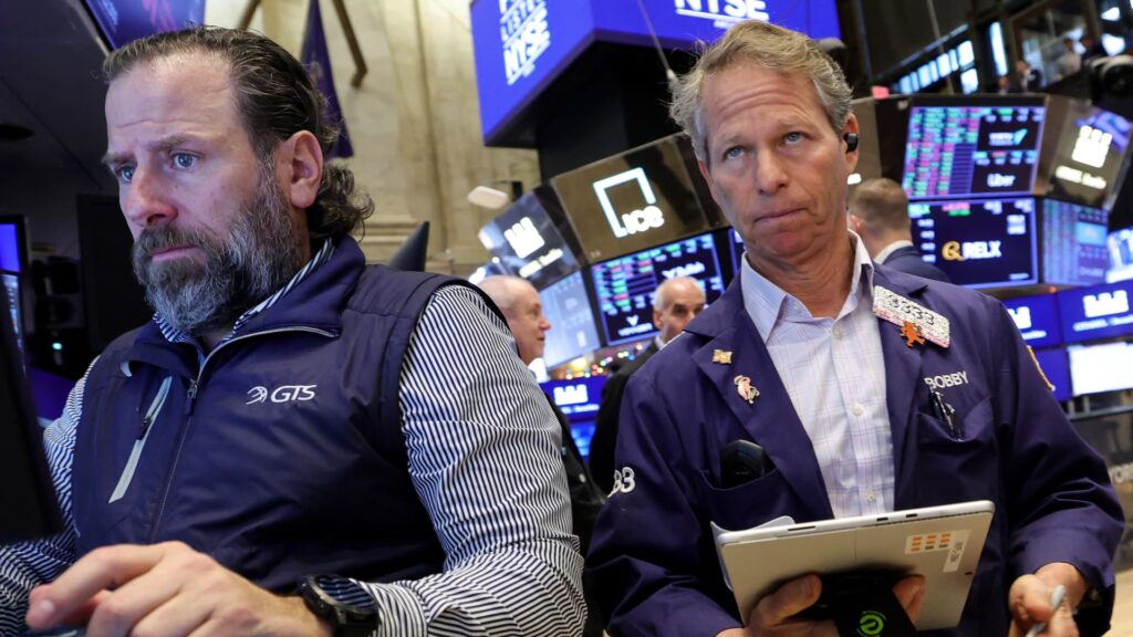 Stocks rise, meta becomes reality in the metaverse, and Salesforce recovers.