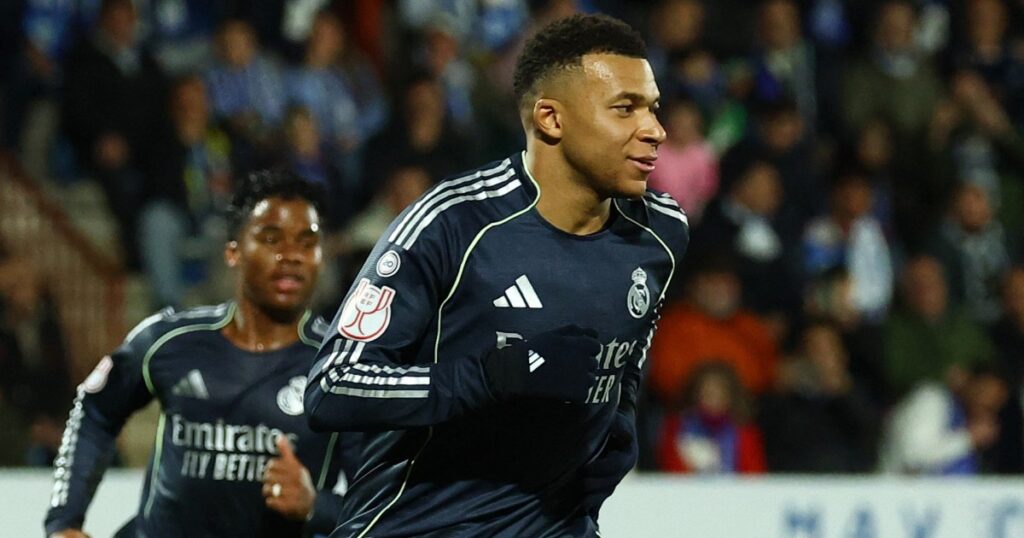 Mbappé scores late as Real Madrid seal victory over Talavera in Copa del Rey | Soccer News