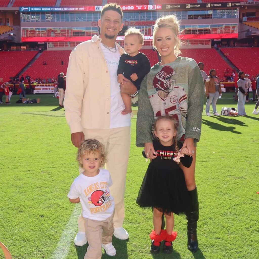 Holiday photos of Brittany Mahomes and kids