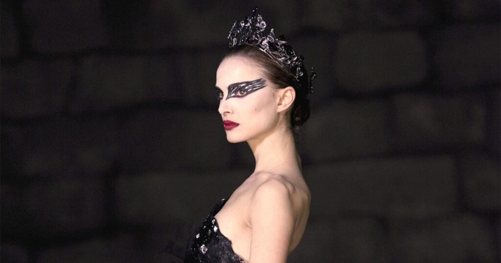 16 Black Swan Secrets That At Least Look Real