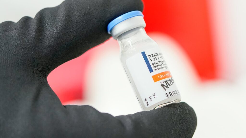 Roche and Sanofi tout drug pipeline despite lackluster earnings