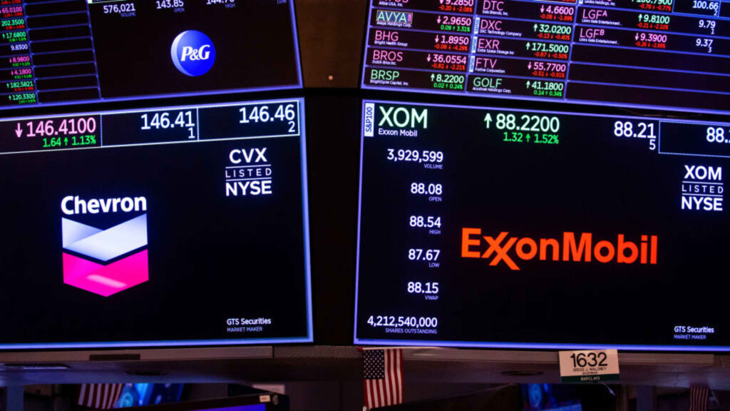 Chevron and Exxon stocks in focus after US intervention in Venezuela