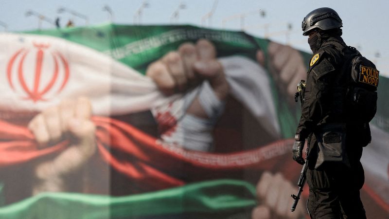 Latest updates: Iran protests, death toll soars, concerns over Erfan Soltani’s execution, Trump’s tariffs target Iran