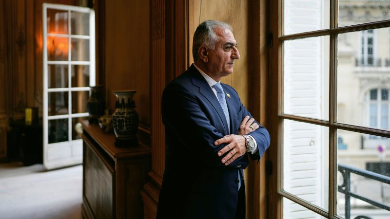 The son of Iran’s last shah is protesting. But do Iranians really want a new king?