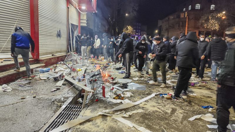 Live updates: Iran internet blackout enters second day as protests continue