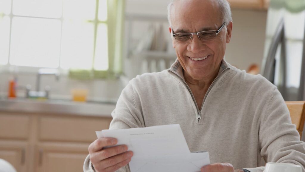 Average IRS tax refund increases by 14.2%, according to early filing data