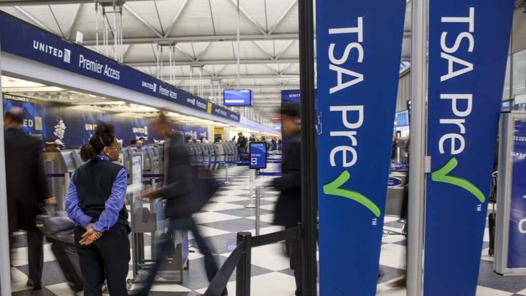 DHS suddenly lifts suspension of TSA PreCheck