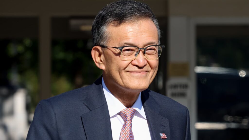 Intel is moving to GPUs and has hired chief architect, CEO Tan says