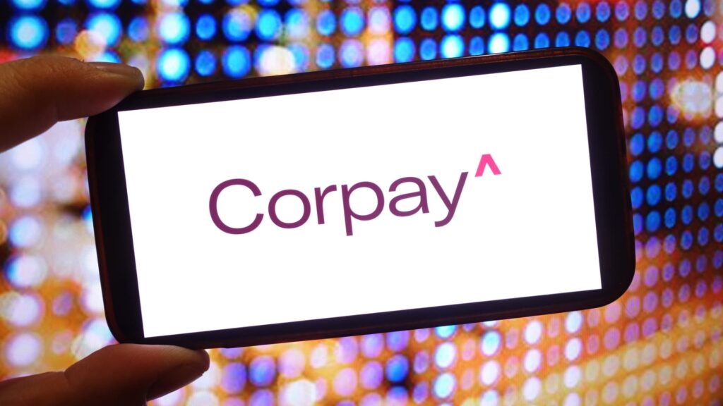 How to trade this settlement stock using risk reversal options trading