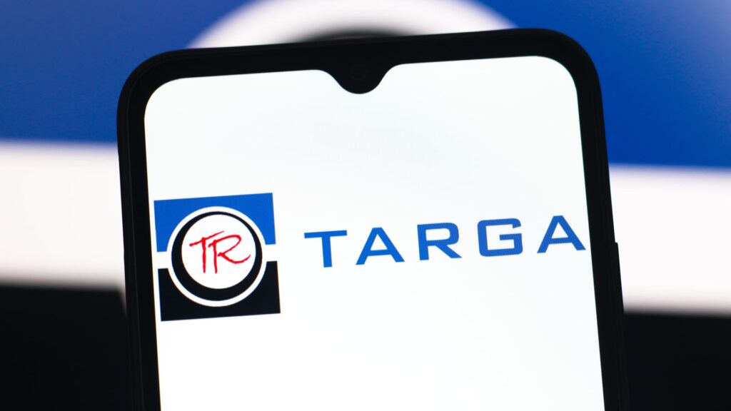 These names on Josh Brown’s list showed strength amid last week’s volatility