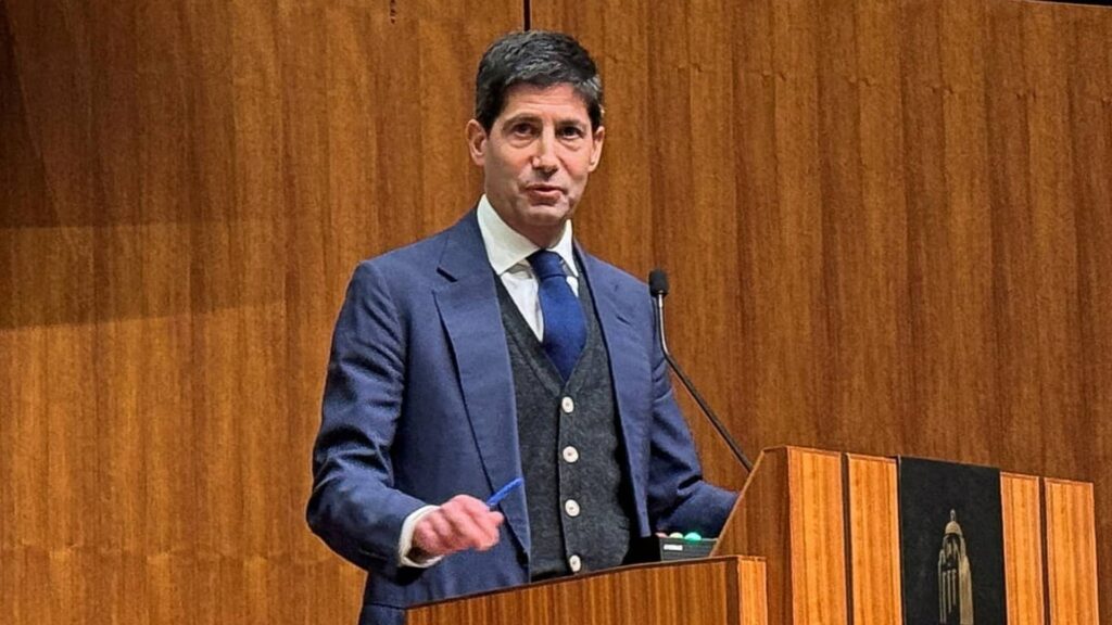 Trump will decide whether to investigate the Fed’s nomination of Warsh over his refusal to cut interest rates, Bessent said.