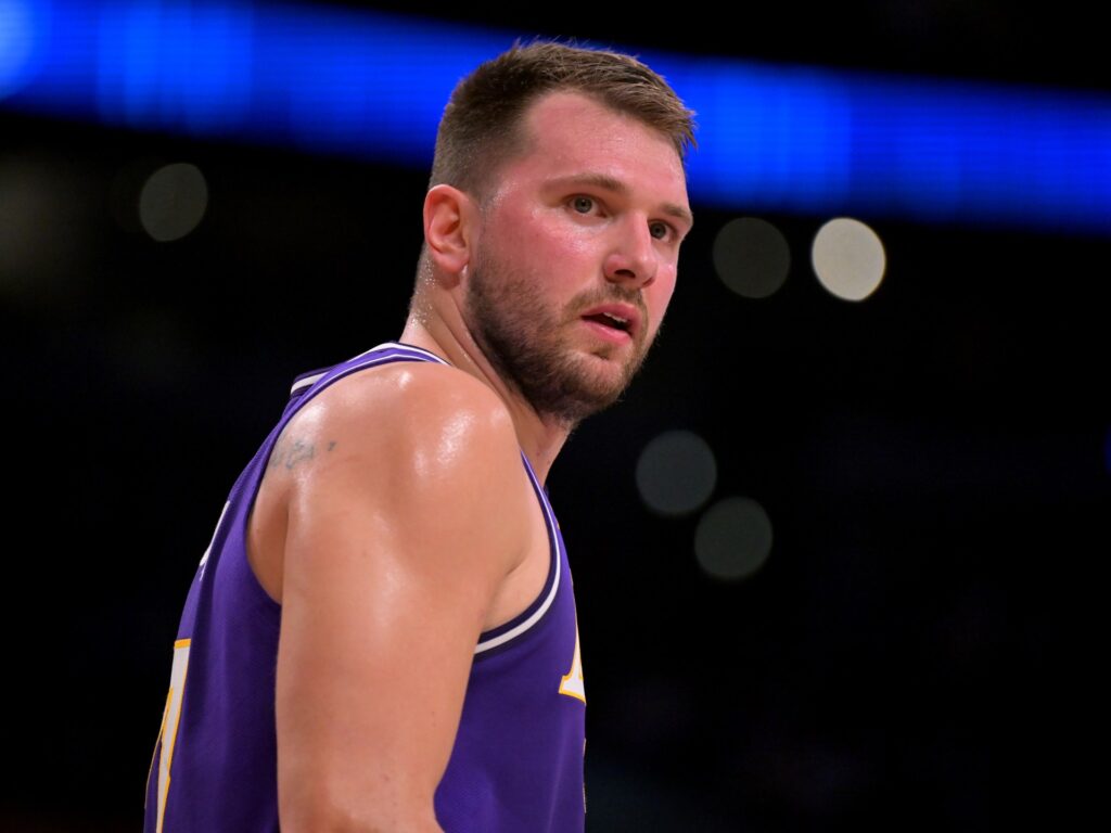 NBA Summary: Lakers hold off 76ers despite Luka Doncic’s injury exit | Basketball News