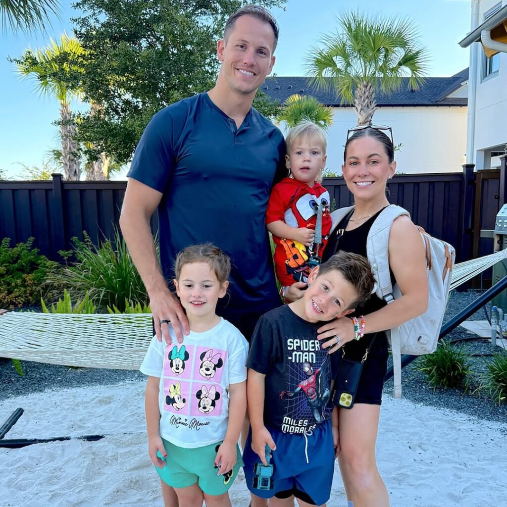 Shawn Johnson denies rumors that she is pregnant with fourth child