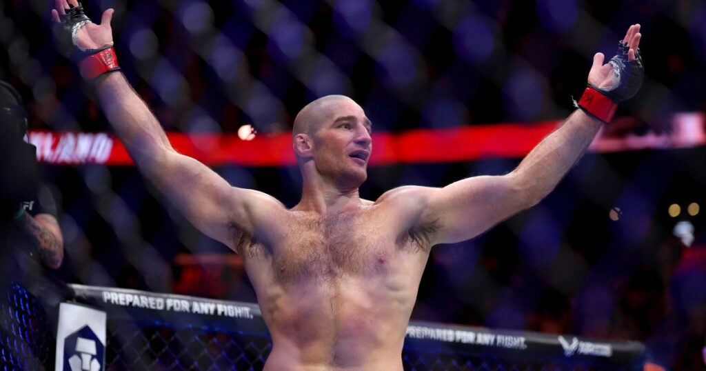 Sean Strickland ends Anthony Hernandez’s winning streak with TKO victory | Mixed Martial Arts News