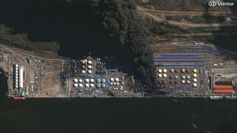 Ukraine steps up attacks on Russian oil industry as Kremlin reaps export profits