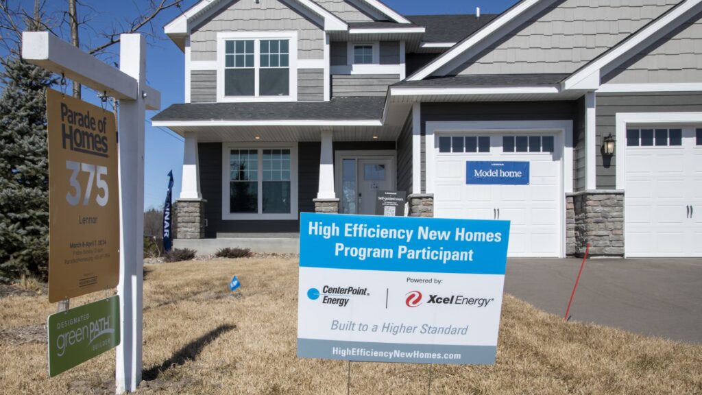 New home sales fall to slowest pace since 2022 in January