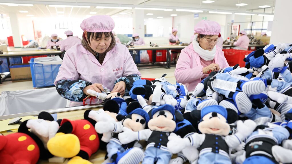 China’s factory activity returns to growth, expanding at fastest pace in a year