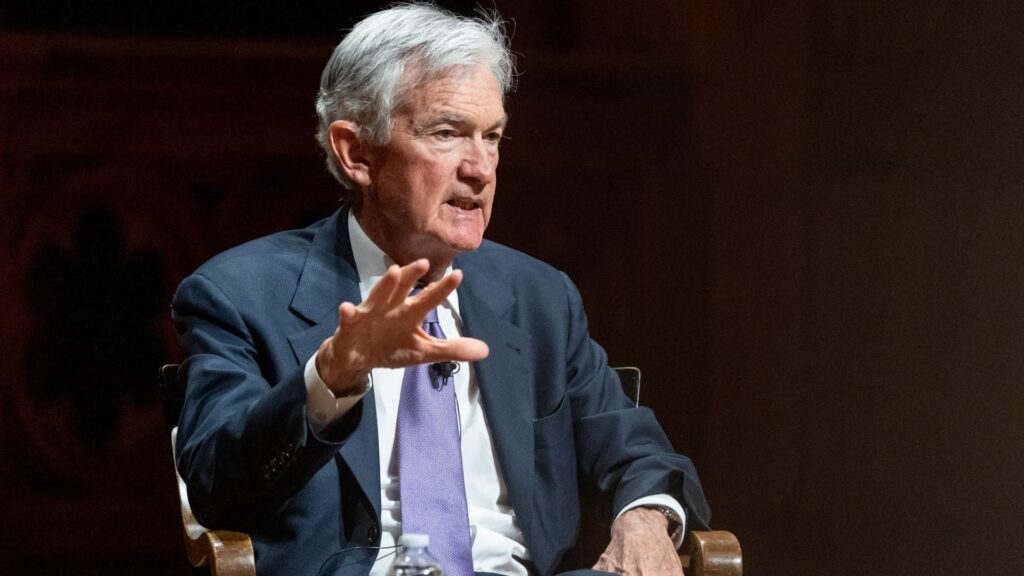 Chairman Powell says inflation outlook is subdued and there is no need to raise interest rates due to the oil crisis