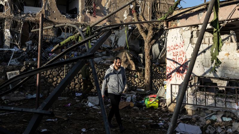 Live updates: Iran war news. Iranian military says Strait of Hormuz will be ‘completely closed’ if US bombs power plant