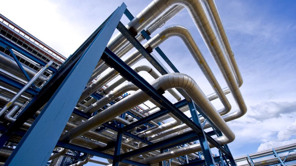 Crude oil prices are likely to remain high in the future. Options trading on this energy stock will benefit