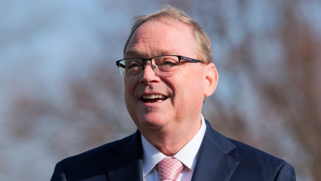 Oil transport through the Strait of Hormuz decreased after the ceasefire. Hassett will support even just one tanker.