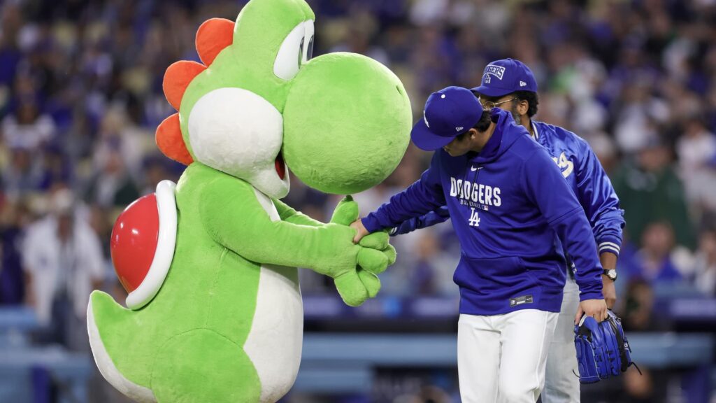 Regional sports networks are stagnant even as viewer ratings soar