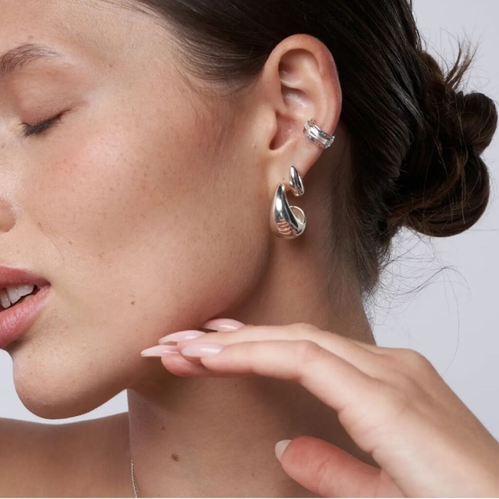 Spring earrings: studs, huggies, hoops
