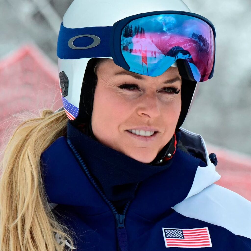 Lindsey Vonn considers returning to skiing after Olympic injury
