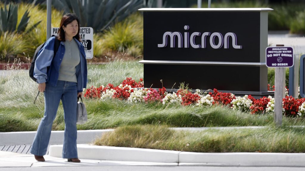 Micron reaches $1 trillion market capitalization for the first time