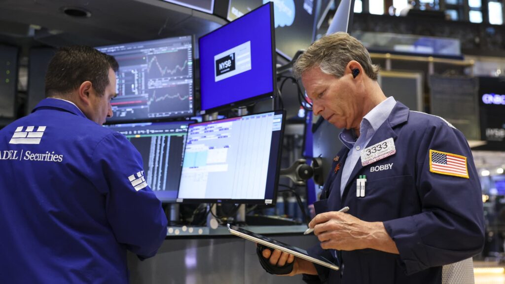 Two oil scenarios investors should prepare for, according to Bank of America