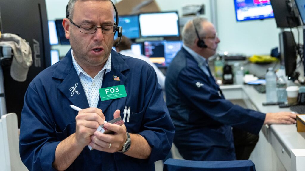 Don’t be fooled by AI’s skyrocketing stock price. Charts suggest further decline