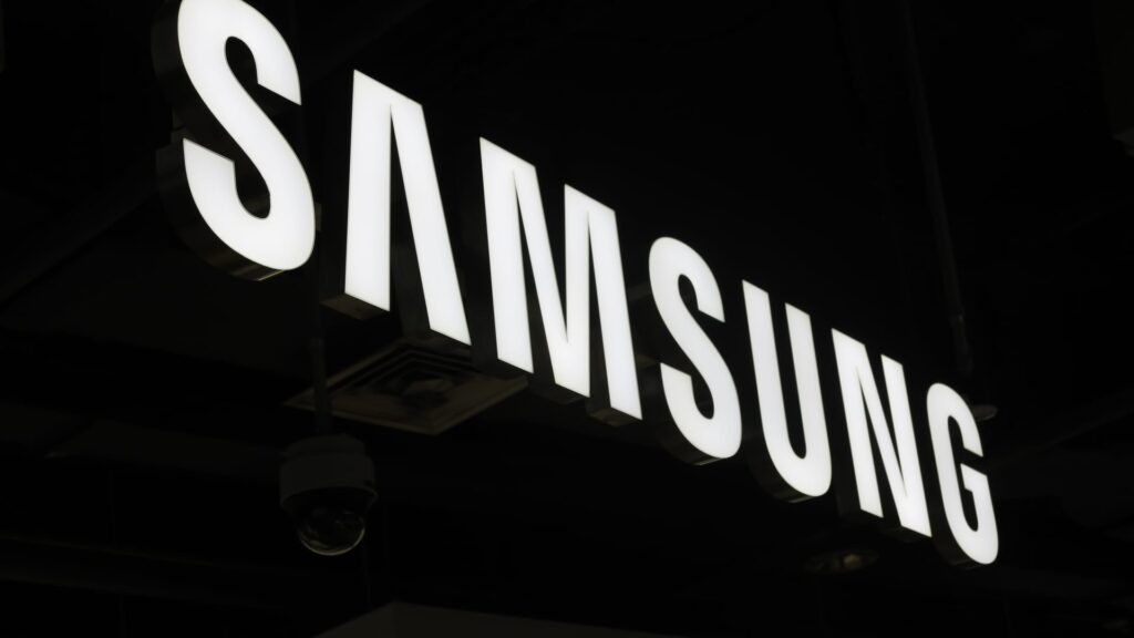 Samsung Electronics’ second-quarter operating profit exceeds expectations