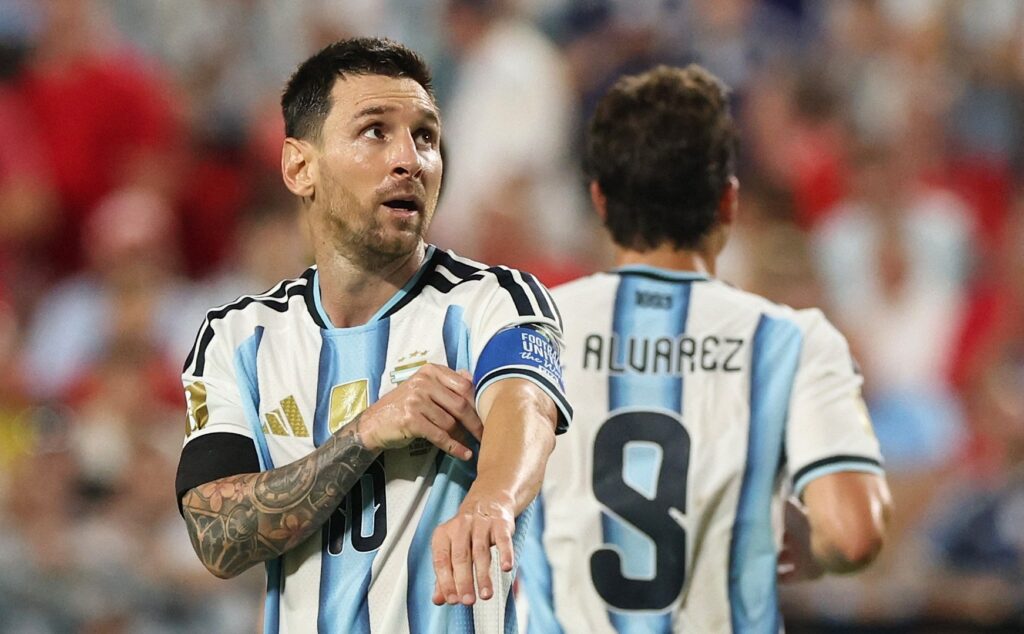 Argentina veteran urges focus on football ahead of England World Cup semi-final | 2026 World Cup News