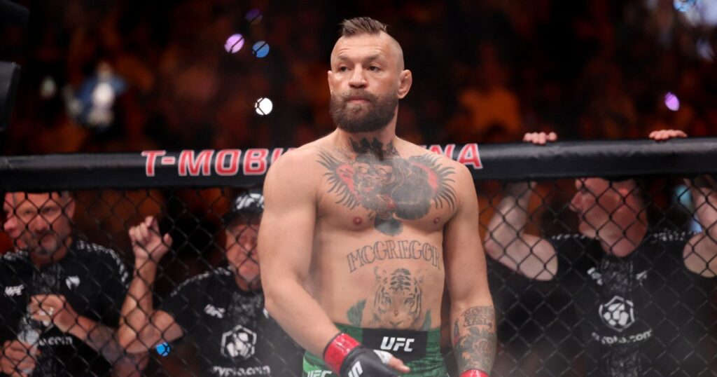 McGregor suffers knee injury, loses to Holloway in 69 seconds in UFC return | Mixed Martial Arts News